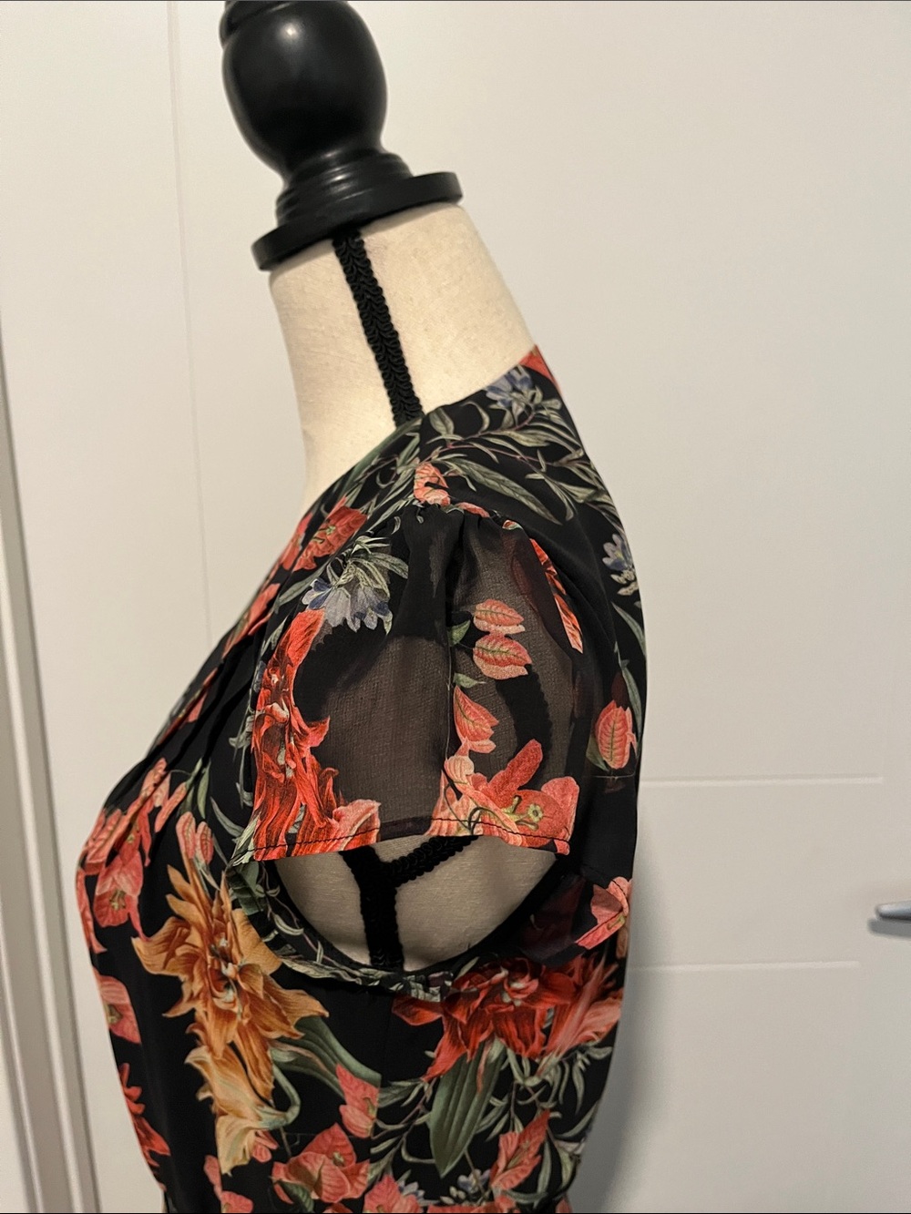 Bebe Plunging V-Neck Print Wrap Dress Cottagecore Feminine Party Event Boho - Picture 7 of 14